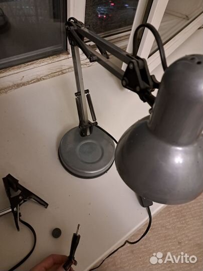 Лампа настольная