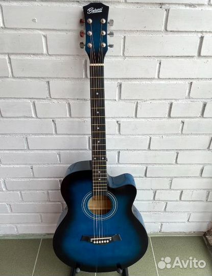 Гитара акустика