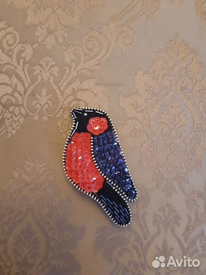 Брошь ручной работы