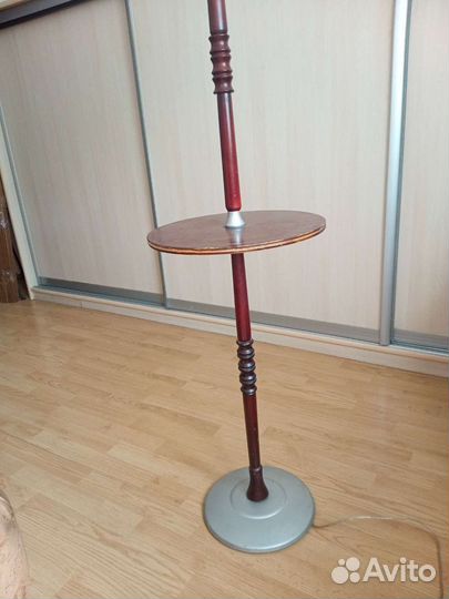 Торшер напольный со столиком