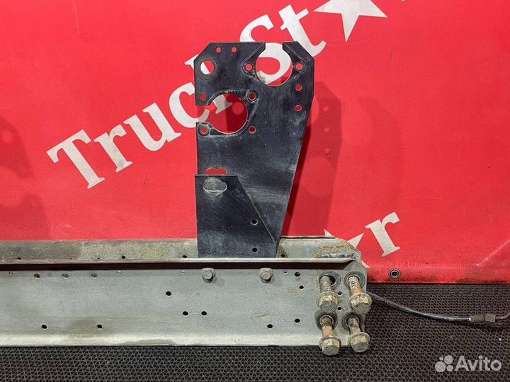 Кронштейн перекидок Daf XF105