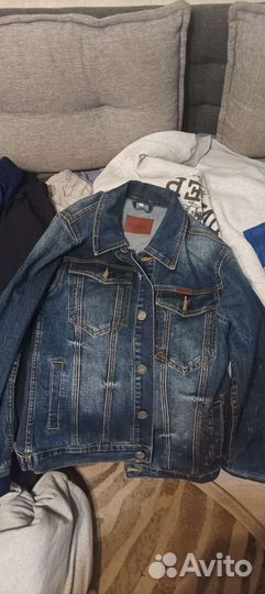 Джинсовая куртка