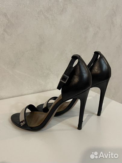 Босоножки Corso como размер 36