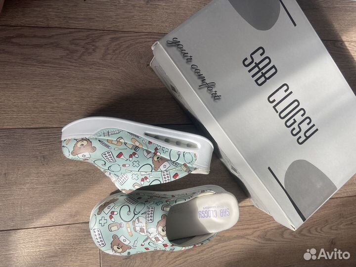 Сабо женские медицинские