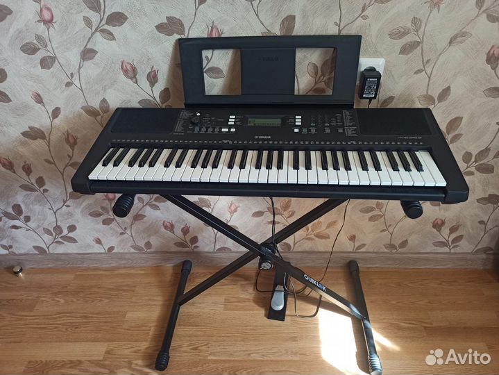 Цифровой синтезатор Yamaha PSR-E363