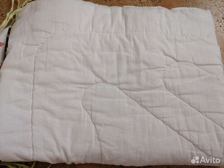 Бортики в кроватку для девочки