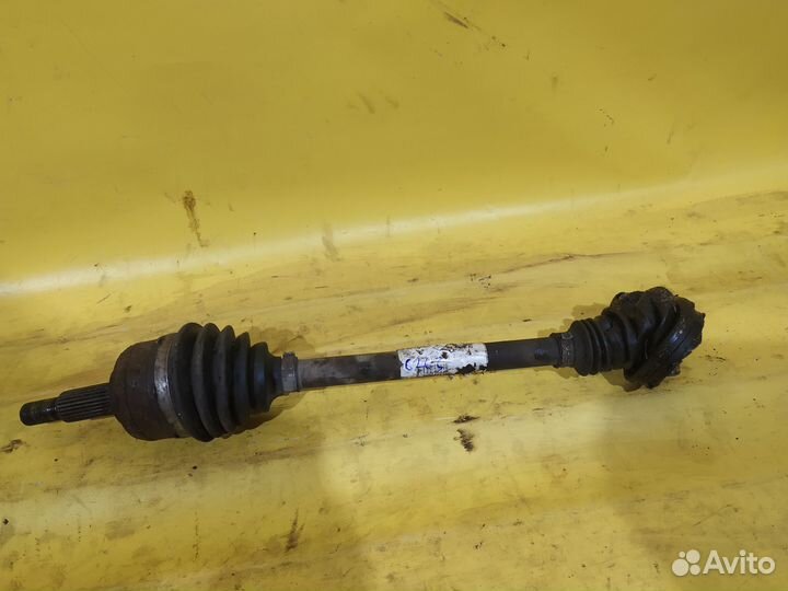 Полуось передняя левая Renault Fluence 2010-2017