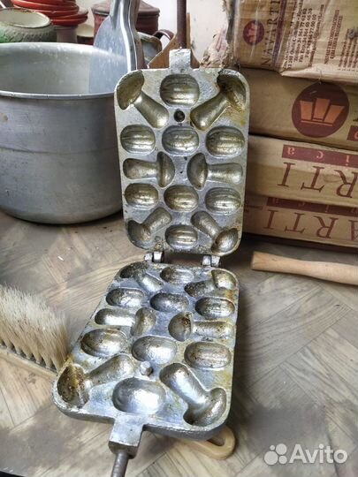 Вафельница орешница СССР
