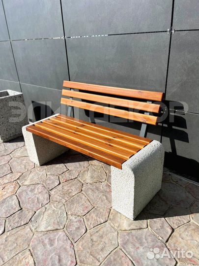 Скамейка бетонная