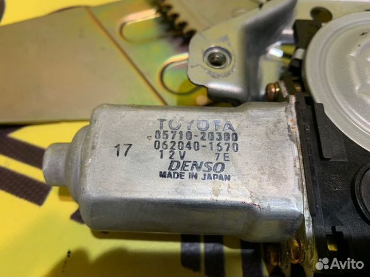 Стеклоподъемник задний левый Toyota Ist NCP60