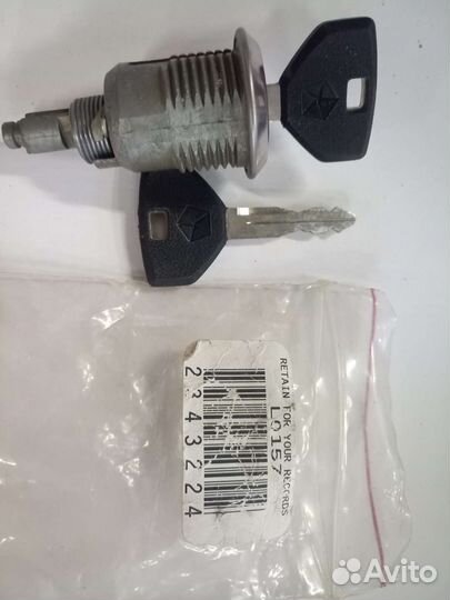 Личинка замка зажигания Chrysler