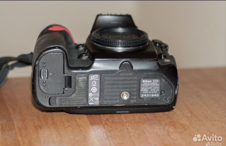 Фотоаппарат nikon d700 и объектив nikon 50 mm 1.4D