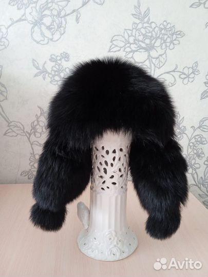 Женская зимняя шапка