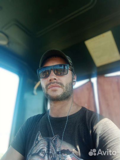 Водитель фронтального погрузчика