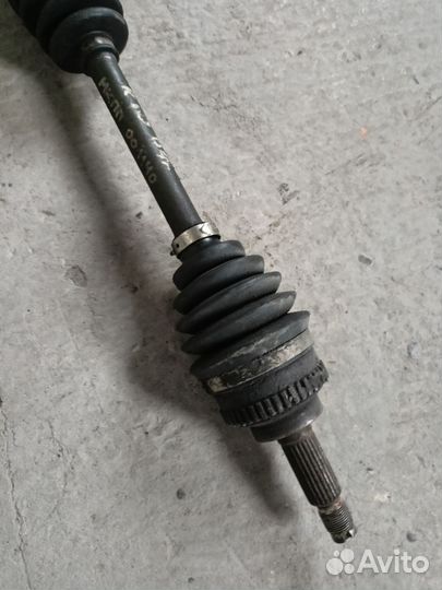 Kia rio 04г. Привод полуось передняя левая МКПП