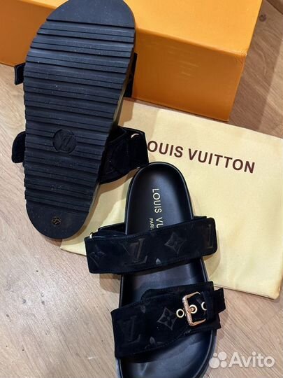 Тапочки Louis Vuitton 