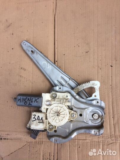 Стеклоподъемник Toyota Avensis задний левый