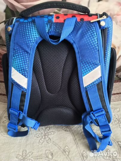 Портфель школьный