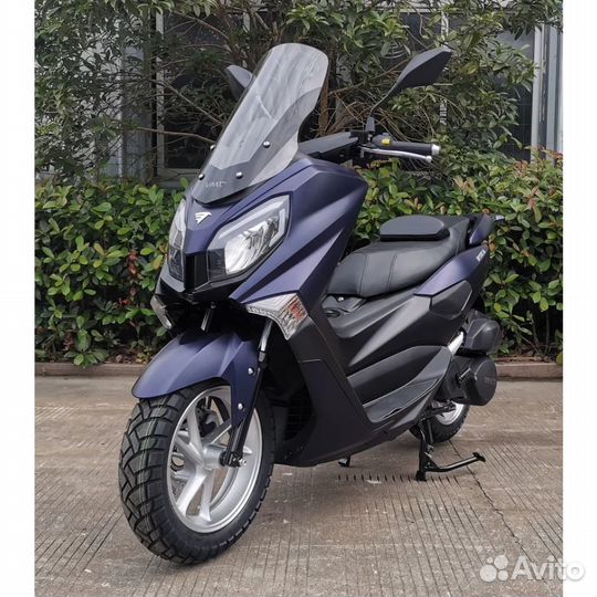 Макси скутер Vento MAX