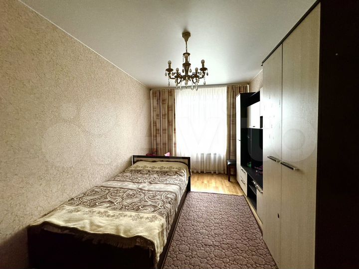 2-к. квартира, 48 м², 8/13 эт.