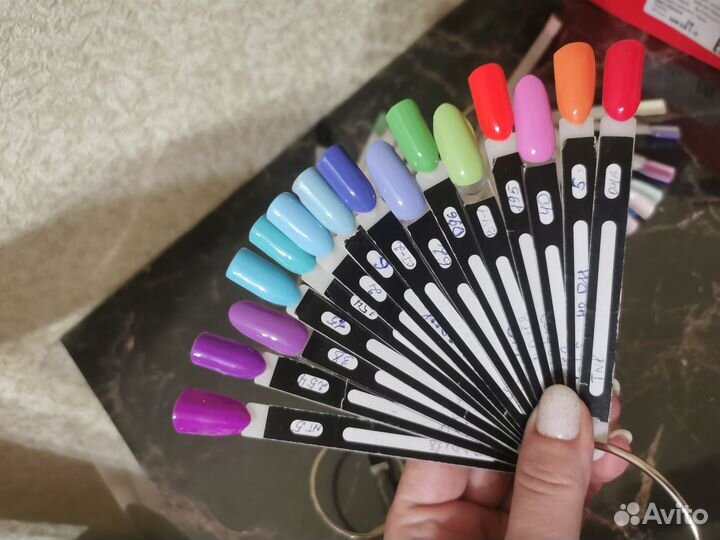 Гель-лак для ногтей