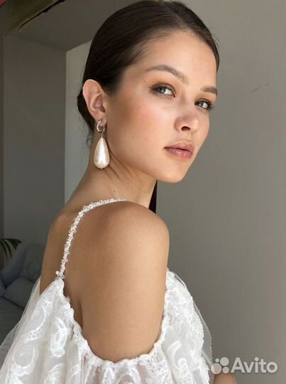 Визажист, локоны, макияж