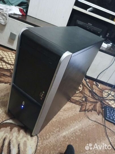 Монитор Asus