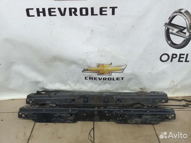 Верхняя планка телевизора Шевроле Круз