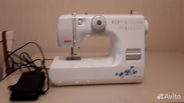 Швейная машина аeg