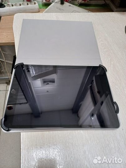 Планшет Apple iPad (9th Gen) Wi-Fi 64 гб серы