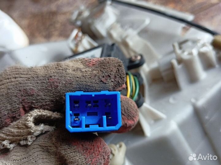 Моторчик заслонки печки Mazda 626 GE GA601GA5RB4F