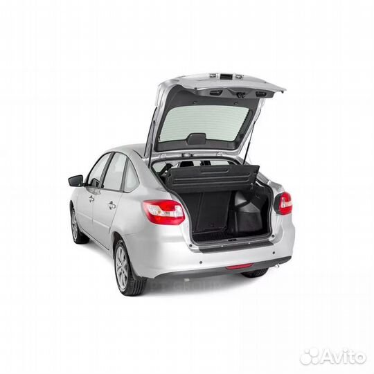 Накладка на задний бампер Гранта лифтбэк 2014-2017