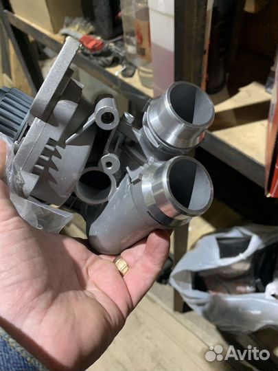 Помпа ауди Q5 2,0