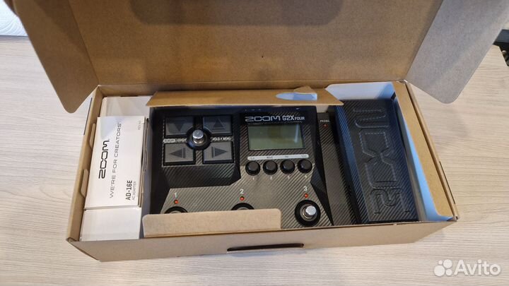 G2X Four zoom Гитарный процессор