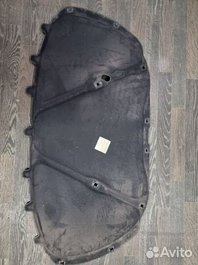 Обшивка капота volkswagen polo