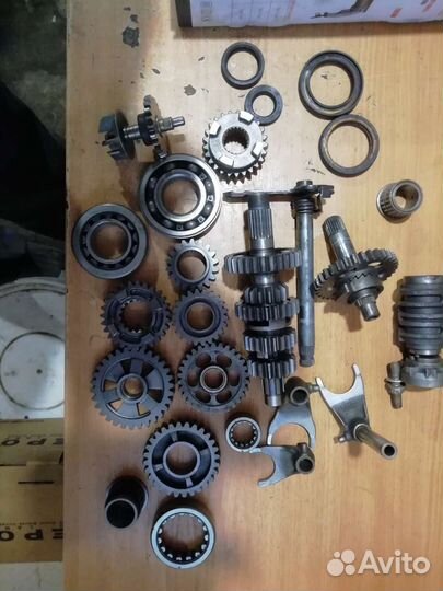 Продам запчасти хонда crf 250 R