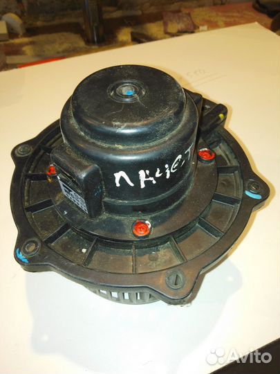 Мотор отопителя lacetti