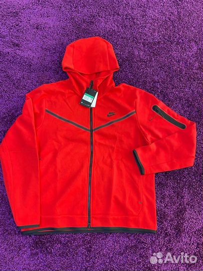 Nike NSW Tech Fleece Red