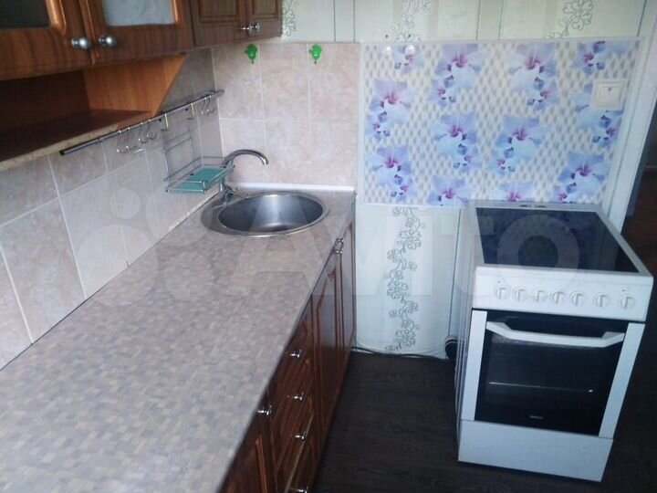 3-к. квартира, 55 м², 5/5 эт.