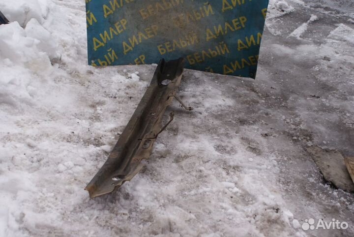 Усилитель заднего бампера Opel omega B