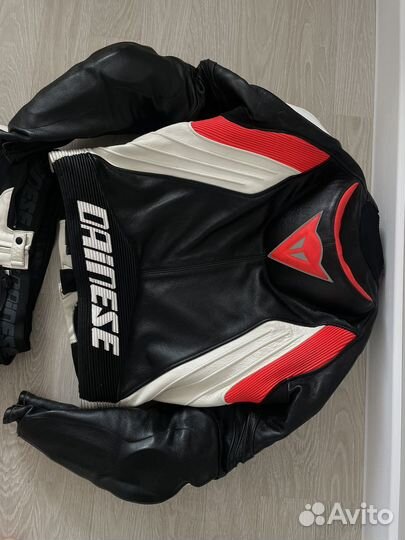 Комбмнезон dainese laguna seca размер 50