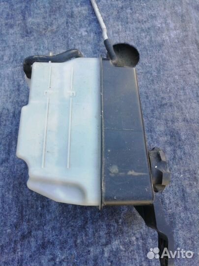 Бачок охлаждающей жидкости хендай сантафе 2