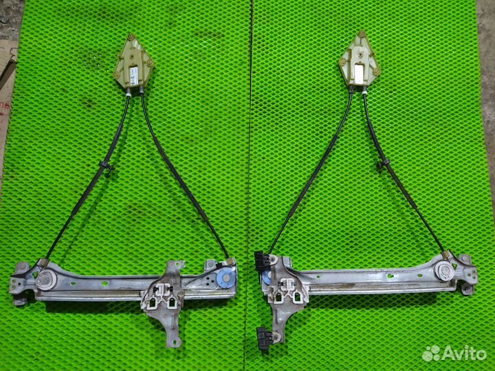 Стеклоподъемник задний Renault Fluence