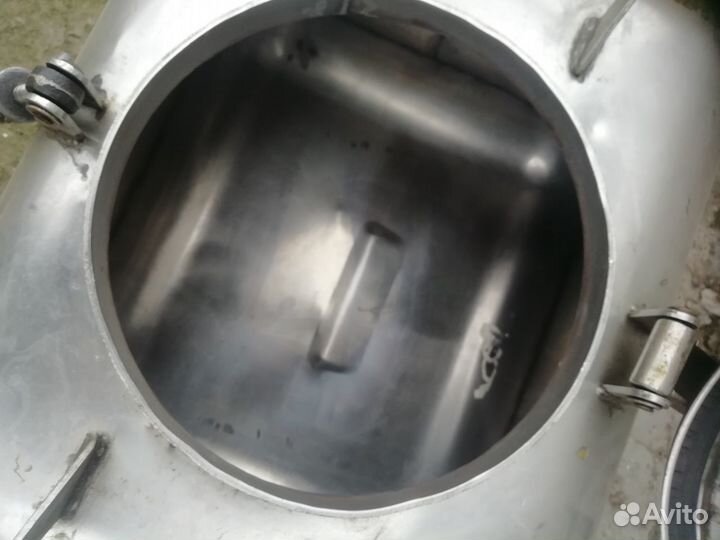 Бак из нержавеющей стали