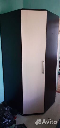 Шкаф угловой б/у