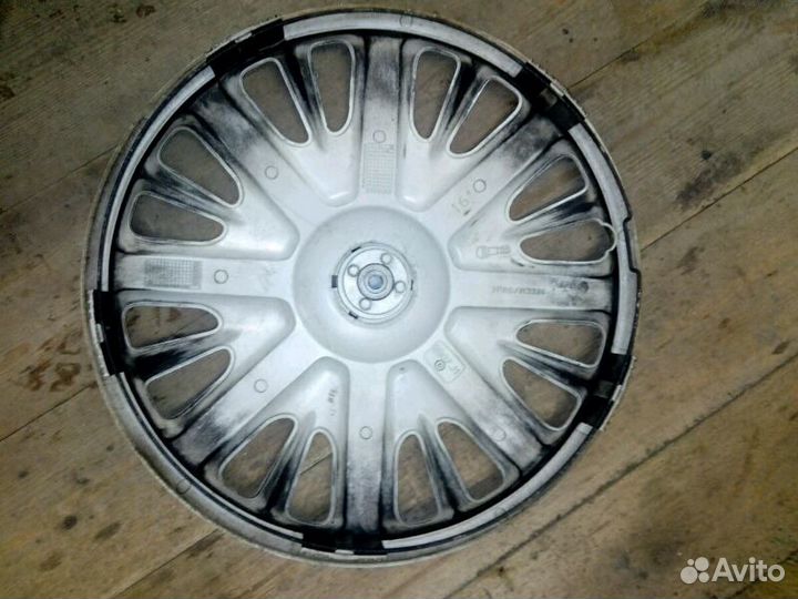 Колпак на пежо R16