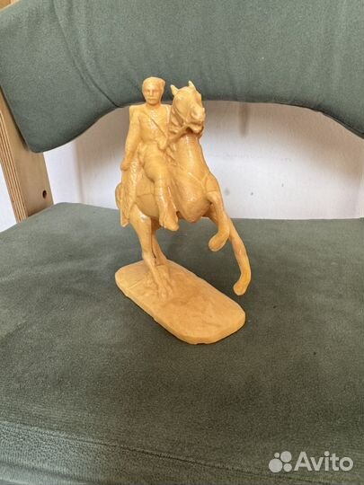 Статуэтка колкий пластик Чапаев на коне