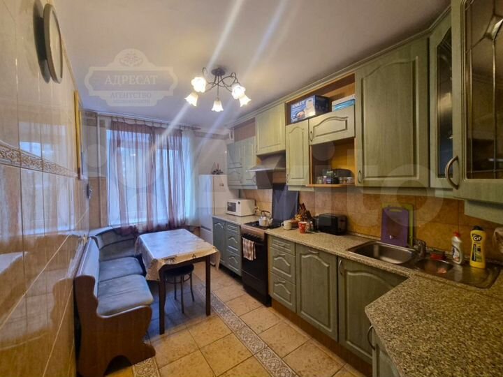 2-к. квартира, 61 м², 2/9 эт.