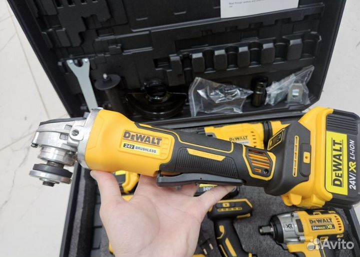 Dewalt 4 в 1 набор инструментов
