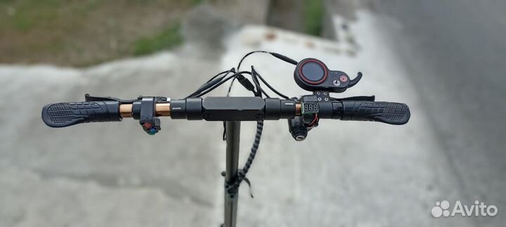 Электросамокат kugoo m4